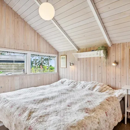 Well-kept And Charming With A Large Terrace, Sauna And A Child-friendly Garden Close To Forest, And With A Small Sea Glimpse *